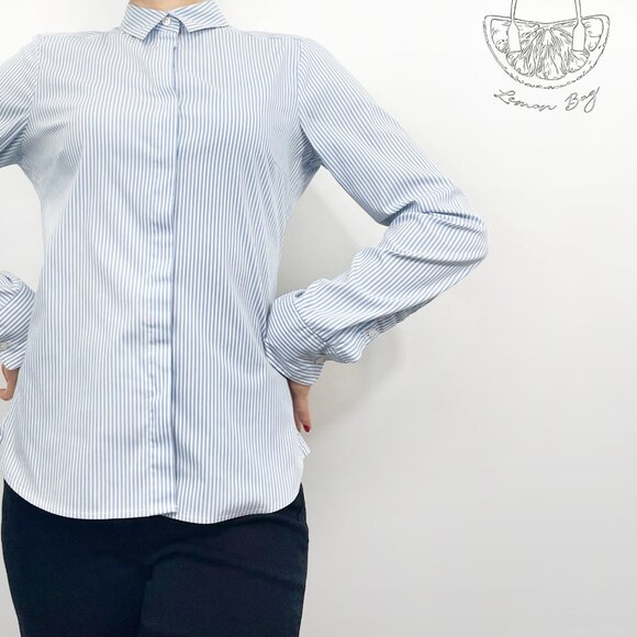 H&M / Fitted Office Button Down Shirt Collar / Blue White Stripes / Size S - Picture 2 of 6